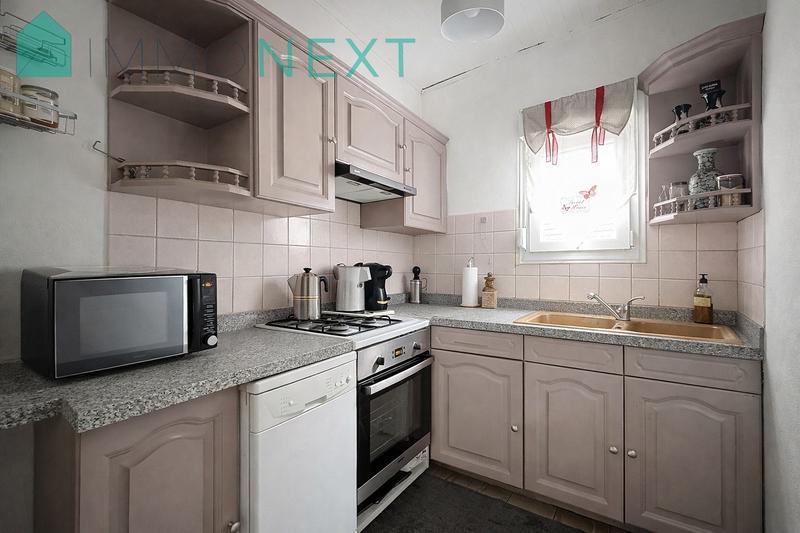 Maison - 95 m² - 5 pièces