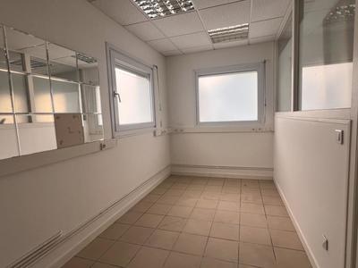 Loft - 120 m² - 5 pièces