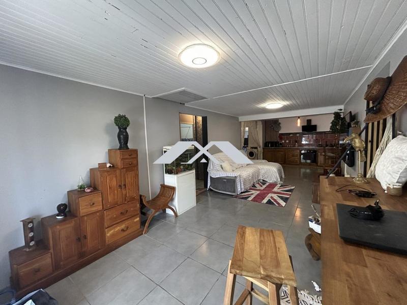 Maison - 98 m² - 5 pièces