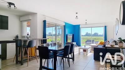 Maison - 99 m² - 4 pièces