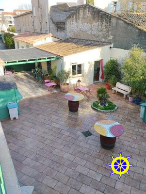 Maison - 400 m² - 9 pièces