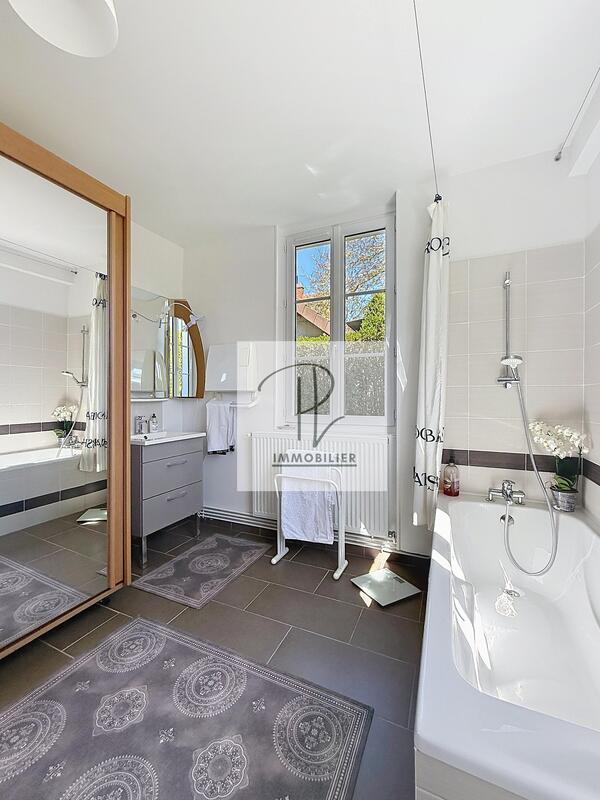 Maison ancienne - 105 m² - 5 pièces