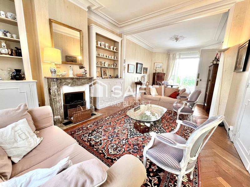 Maison - 195 m² - 7 pièces