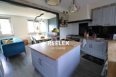 Maison - 96 m² - 5 pièces