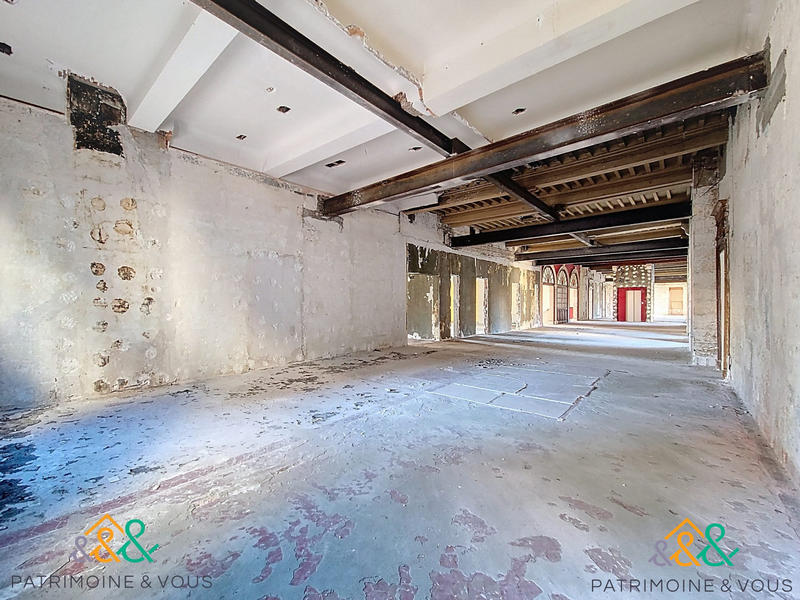 Fonds de commerce - 3 104 m²