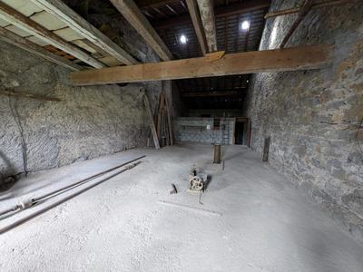 Maison - 240 m² - 3 pièces