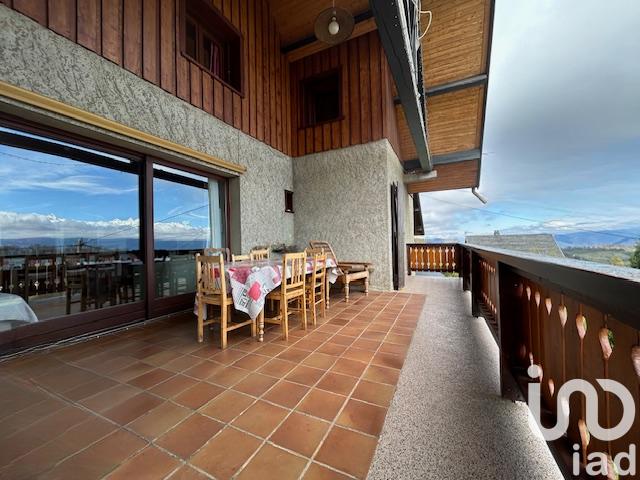 Maison - 166 m² - 9 pièces