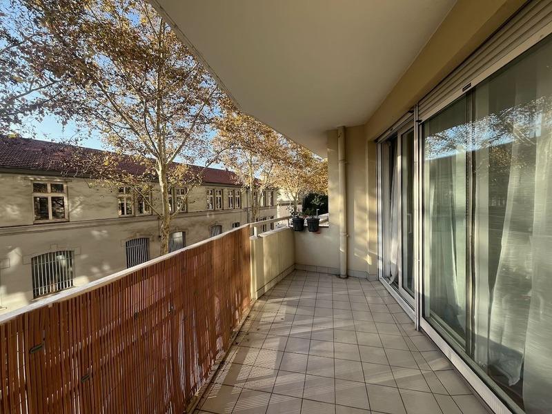 Appartement - 132 m² - 6 pièces