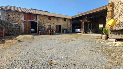 Maison de village - 100 m² - 4 pièces