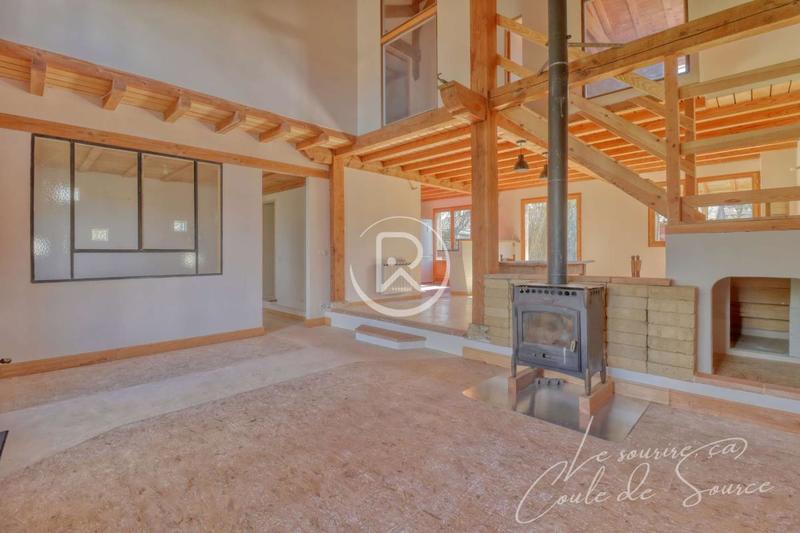 Maison de bois - 130 m² - 5 pièces