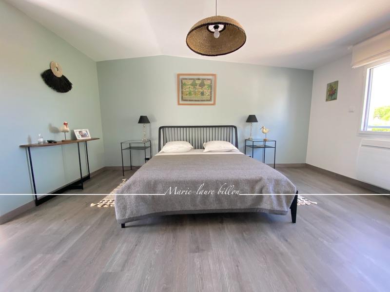 Maison - 273 m² - 7 pièces