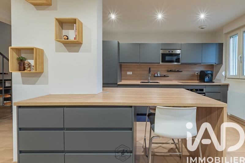 Appartement - 142 m² - 6 pièces