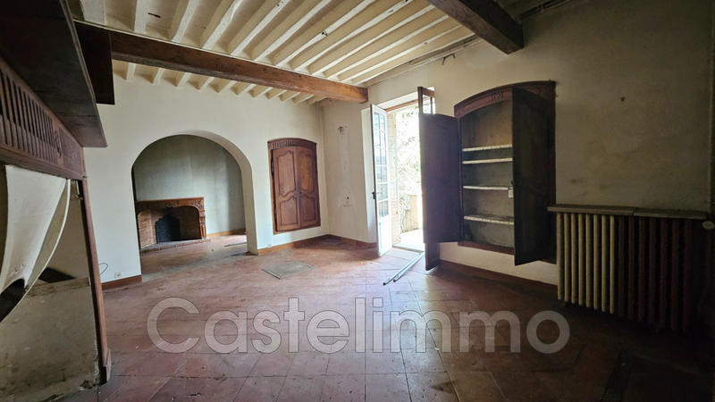 Maison - 210 m² - 6 pièces