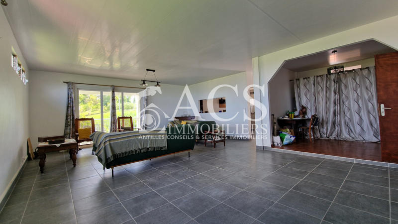 Maison - 336 m² - 11 pièces