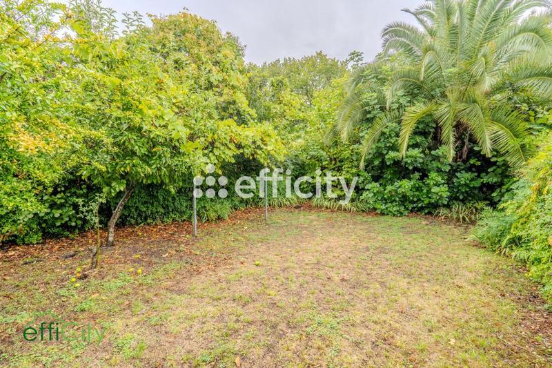 Maison - 220 m² - 9 pièces