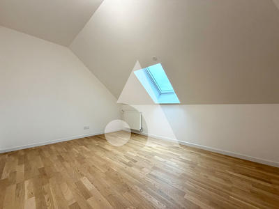 Appartement - 83 m² - 4 pièces