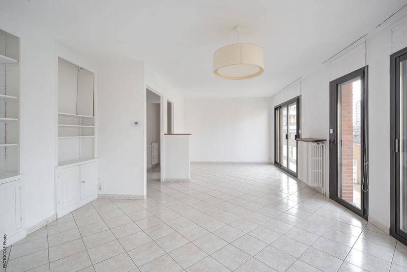 Appartement - 90 m² - 4 pièces