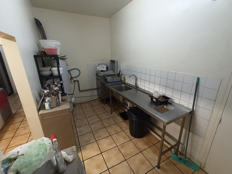 Local commercial - 570 m²