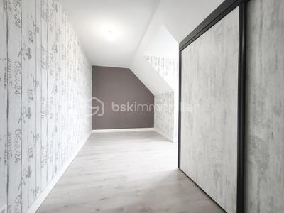 Maison - 143 m² - 5 pièces