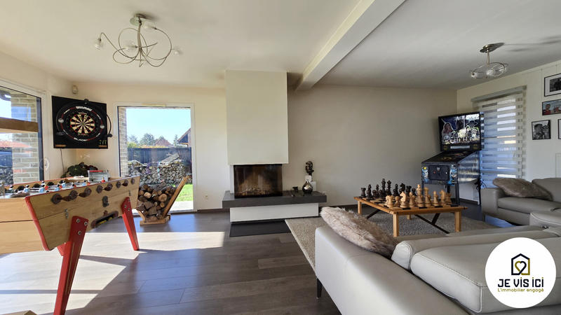 Maison - 199 m² - 8 pièces