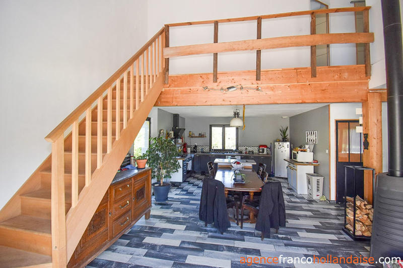 Maison - 135 m² - 6 pièces