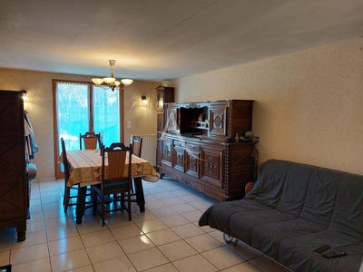 Maison - 96 m² - 4 pièces