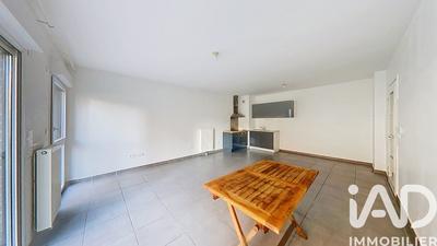 Appartement - 67 m² - 3 pièces