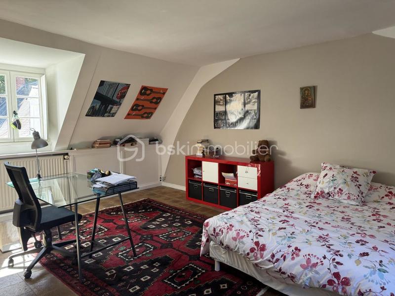 Demeure - 320 m² - 9 pièces