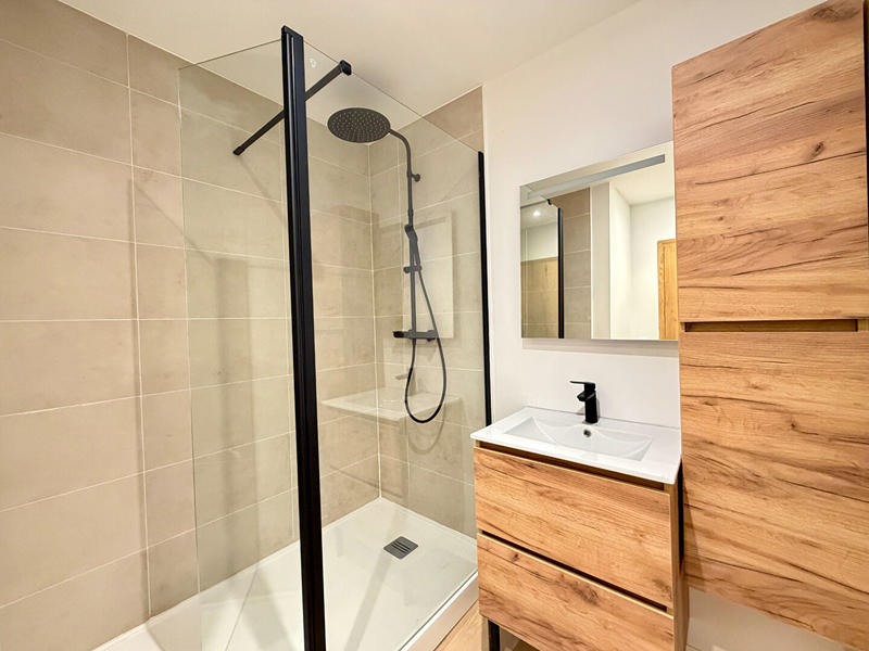 Appartement - 94 m² - 3 pièces