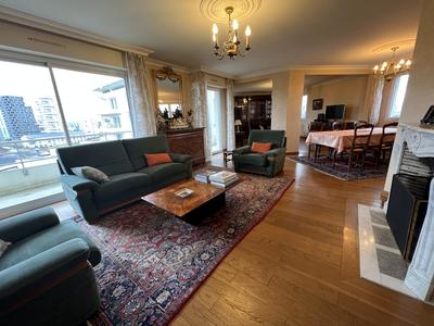 Appartement - 116 m² - 6 pièces