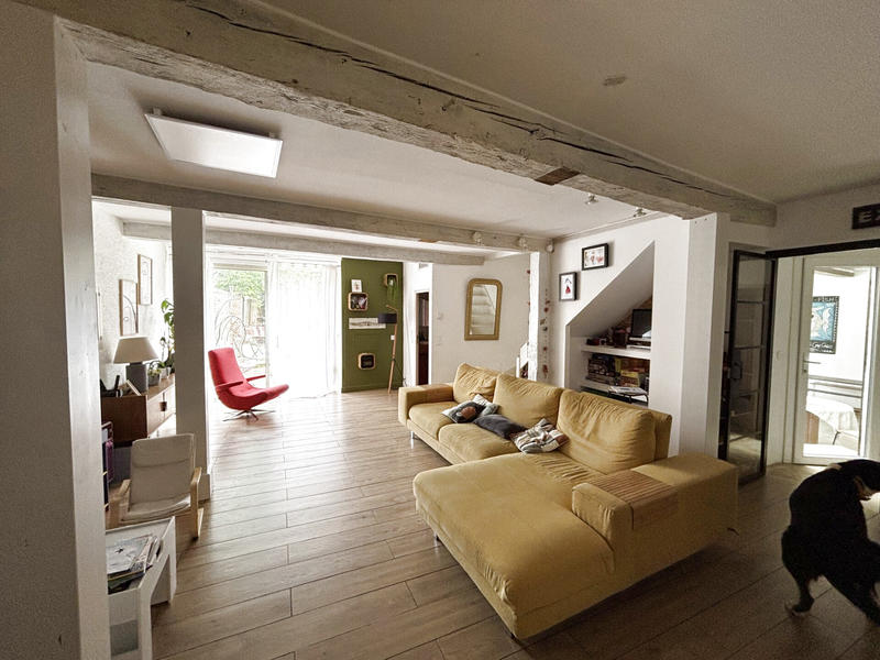 Maison - 215 m² - 5 pièces