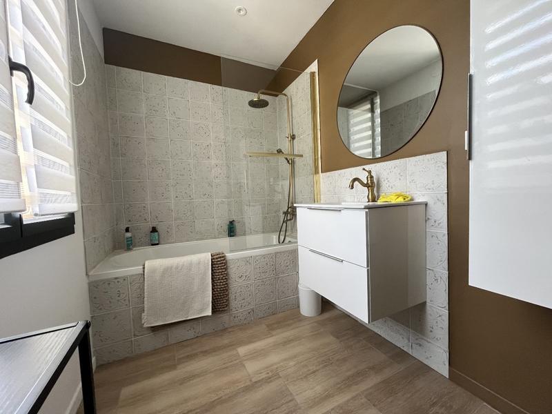 Maison - 150 m² - 6 pièces