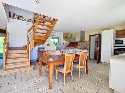 Maison ancienne - 438 m² - 21 pièces