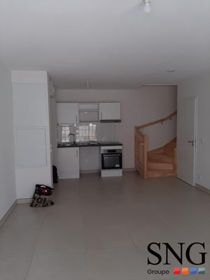 Appartement - 82 m² - 4 pièces