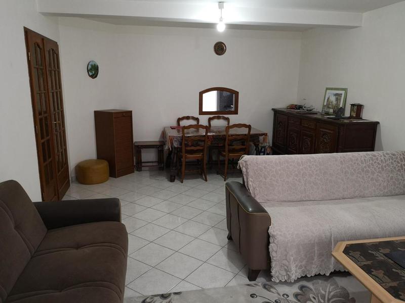 Maison traditionnelle - 186 m² - 9 pièces