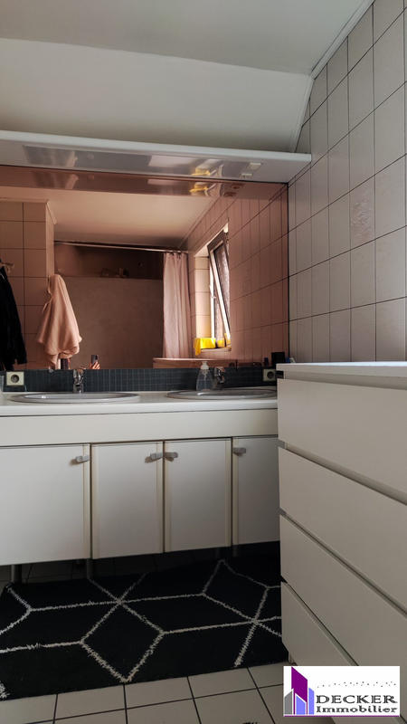 Maison - 141 m² - 6 pièces