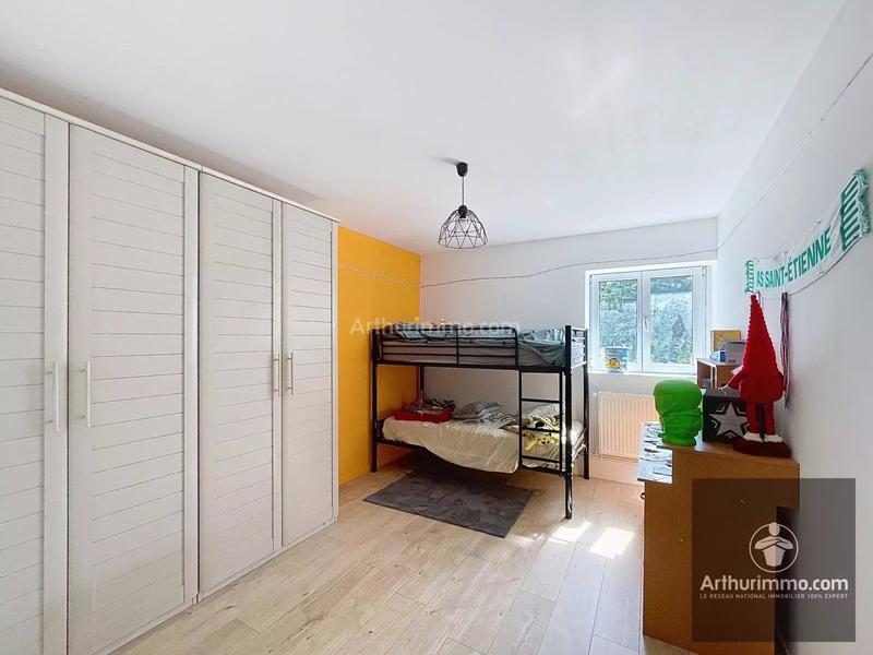 Maison - 206 m² - 7 pièces