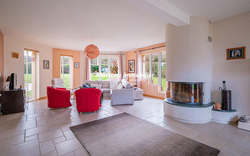 Maison - 186 m² - 7 pièces