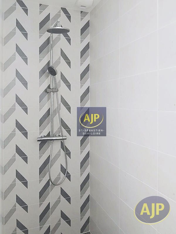 Maison - 99 m² - 4 pièces