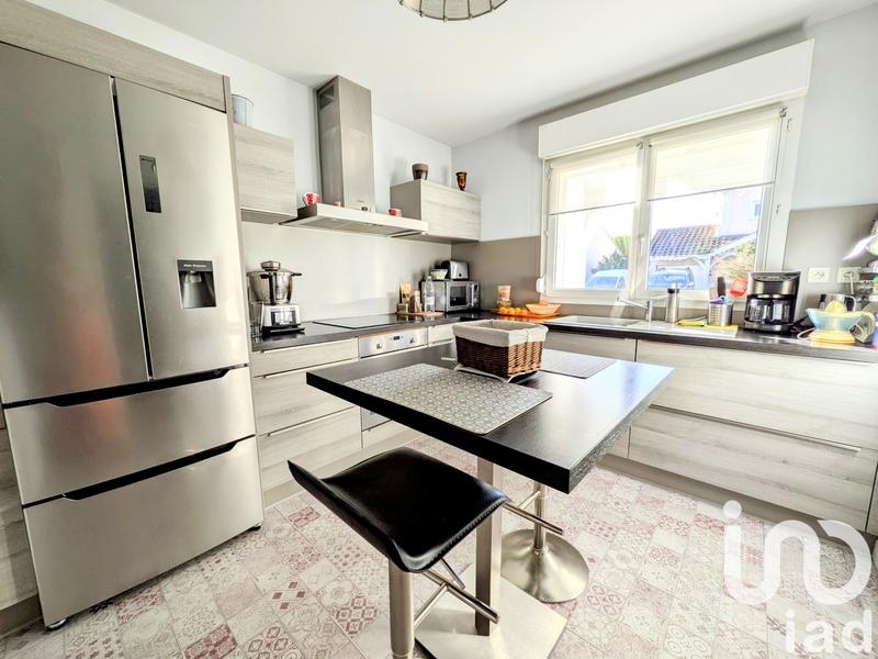 Maison - 93 m² - 4 pièces