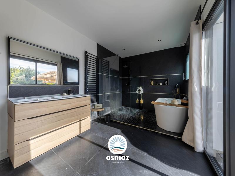 Maison contemporaine - 175 m² - 6 pièces