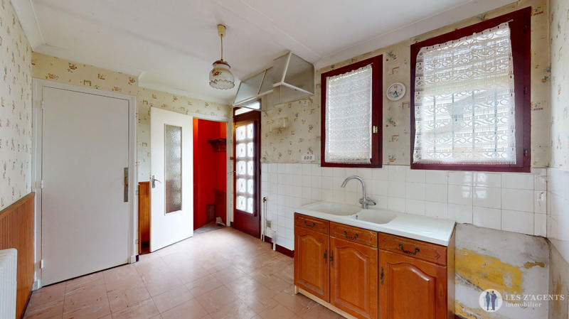 Maison - 101 m² - 6 pièces