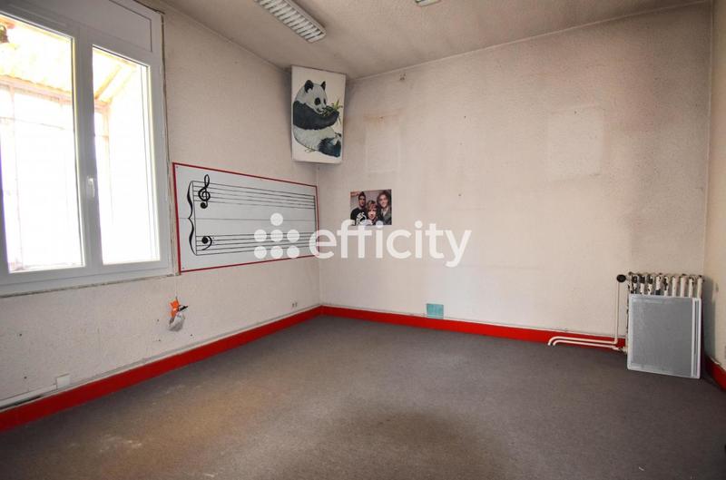 Immeuble - 118 m² - 7 pièces