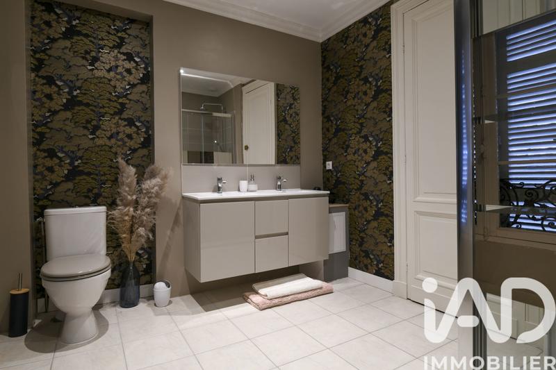 Maison - 309 m² - 10 pièces