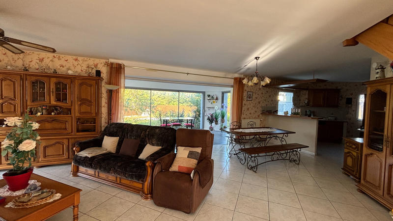 Maison - 158 m² - 6 pièces