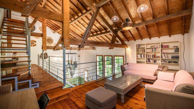 Maison - 575 m² - 16 pièces