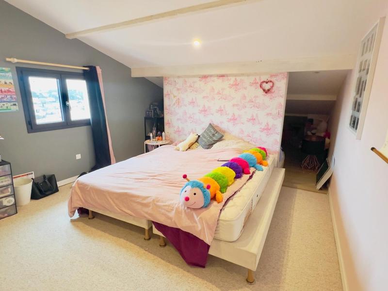 Villa - 180 m² - 6 pièces