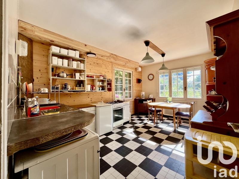 Maison - 147 m² - 7 pièces