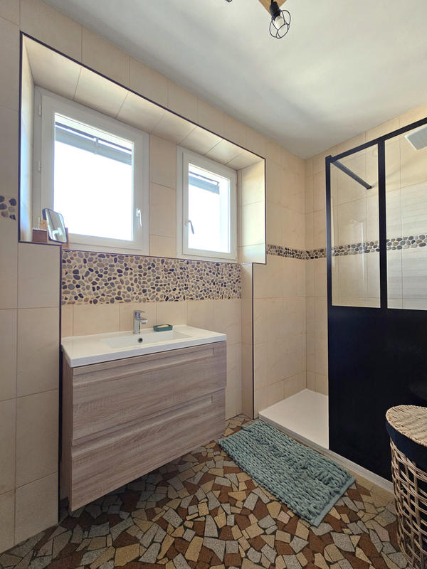 Maison - 85 m² - 4 pièces