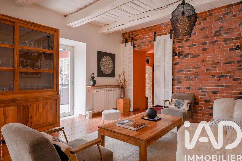 Maison - 228 m² - 6 pièces